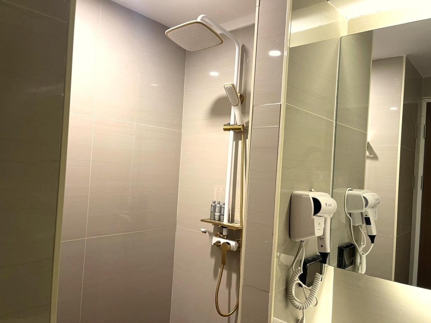 The Corner มุมม่วน คาเฟ่ แอนด์ โฮสเทล Mummuan Hostel شيانغ ماي المظهر الخارجي الصورة